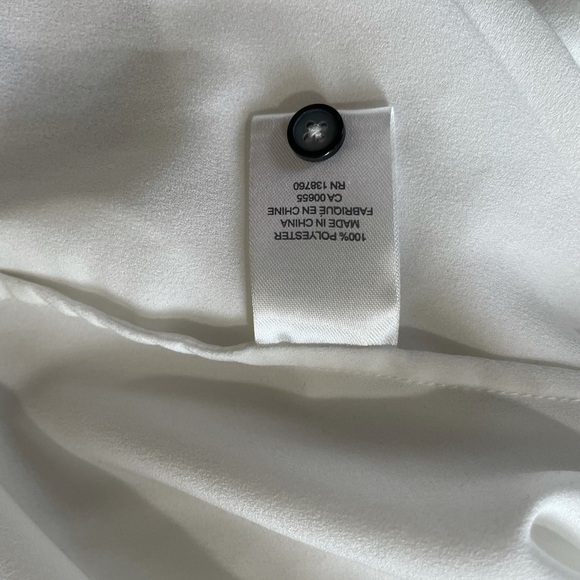 RW&CO White Blouse in Size Small - Picture 4 of 7